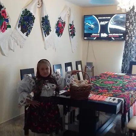 Sub Creasta Cocosului Casa de hóspedes 3*