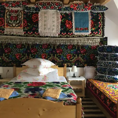 Sub Creasta Cocosului Casa de hóspedes